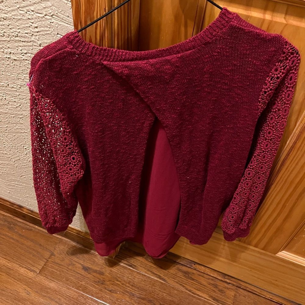 Lucky Brand red loosen knit sleeve top size medium - Picture 4 of 5